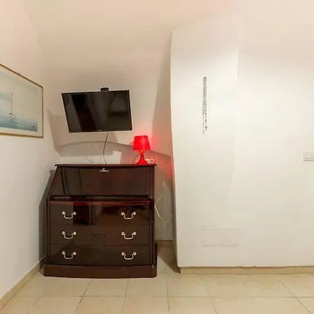 Charming Old Town House Apartman Bari